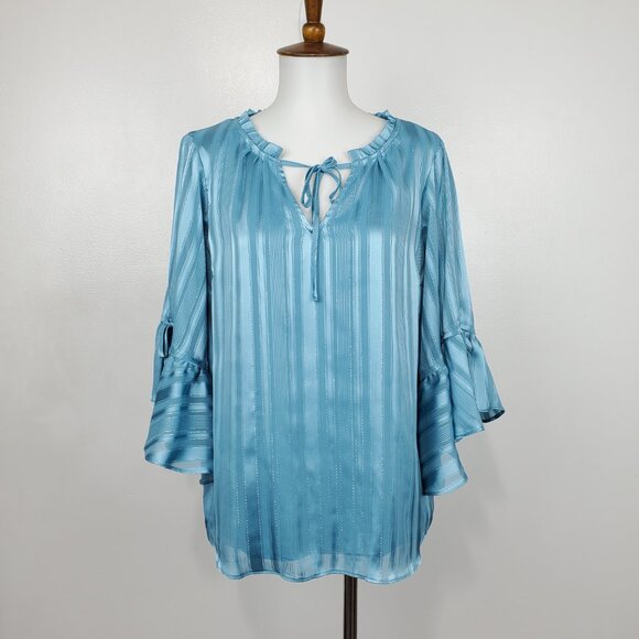 LC Lauren Conrad Feminine Pullover Bell Sleeve Turquoise Top Blouse Size XS - Picture 2 of 14